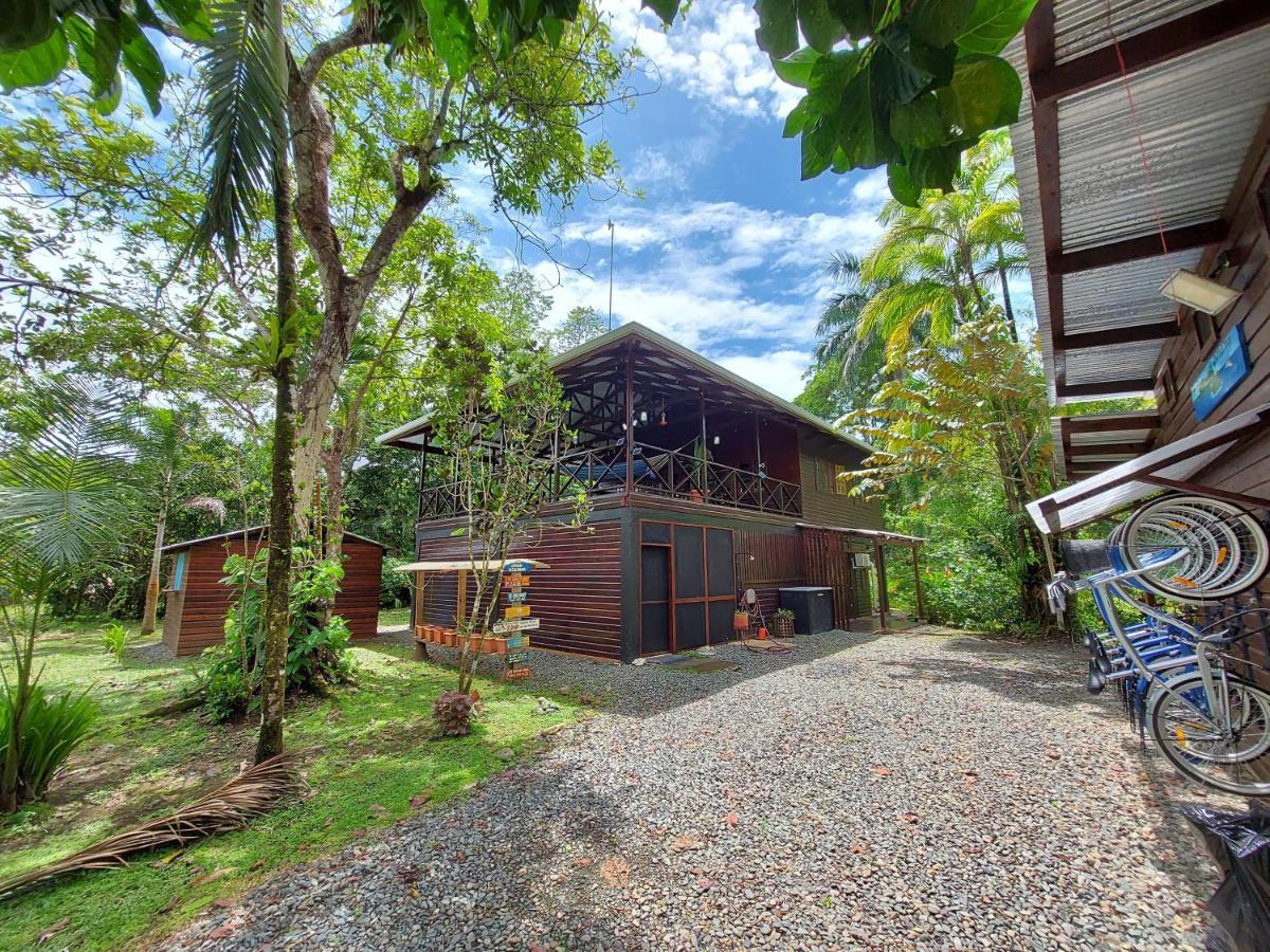 Casa Oceana Bed & Breakfast Bocas Town Exterior photo