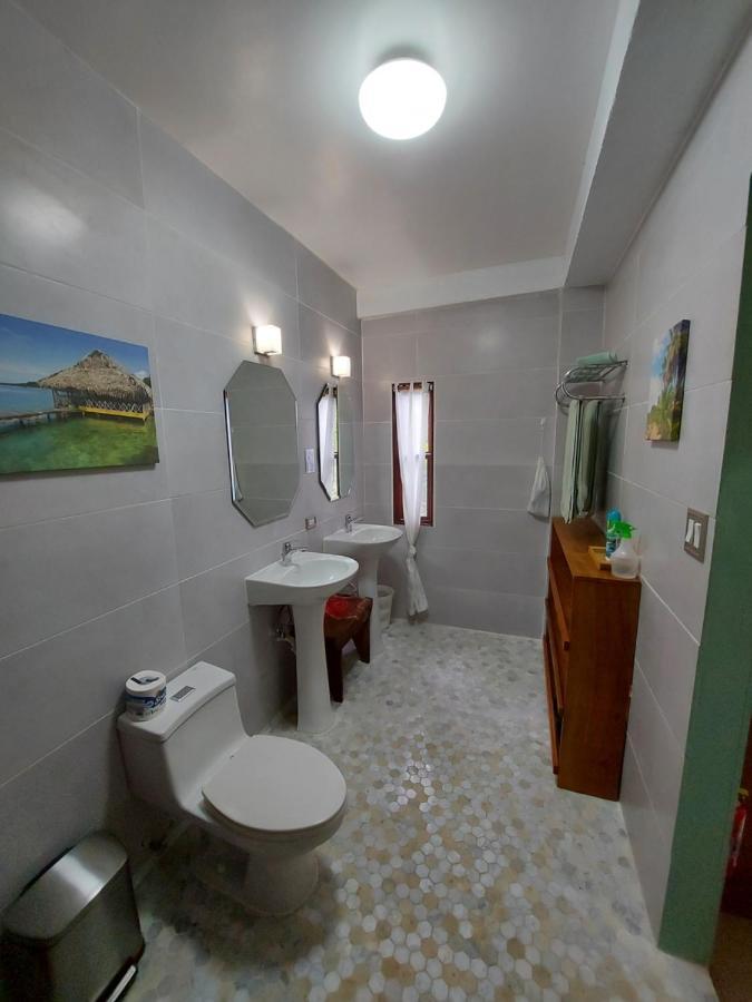 Casa Oceana Bed & Breakfast Bocas Town Exterior photo